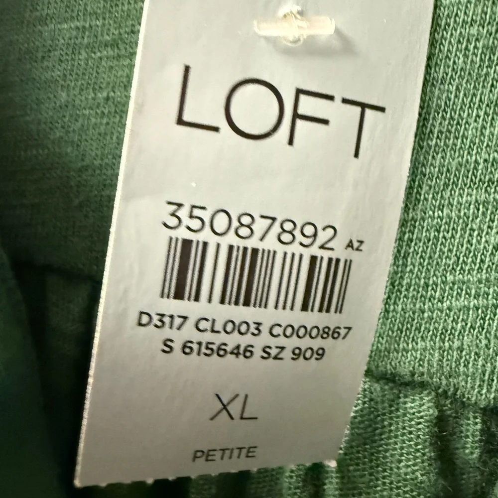 LOFT Green Long Sleeve Dress - Picture 5 of 6